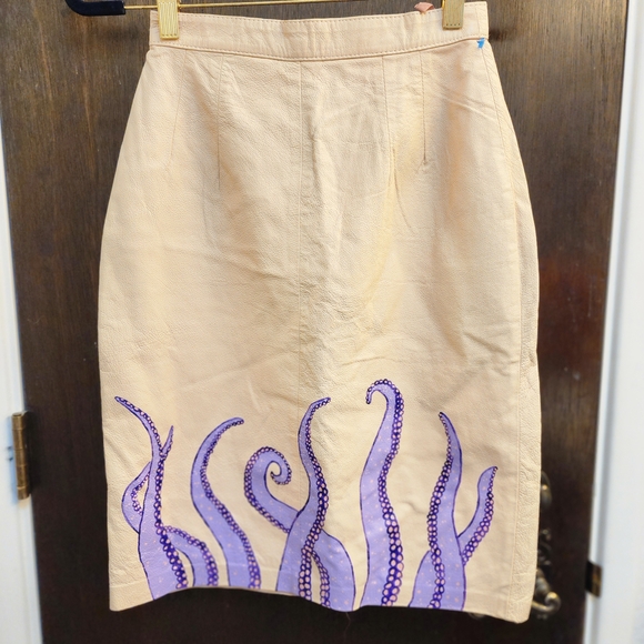 Vintage Dresses & Skirts - Vintage Leather Octopus Skirt with Hand Painted Purple Tentacles 4